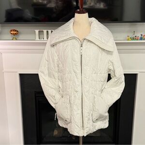NWT Taifun Collection Metallic Quilted Jacket in White (Size XL)
